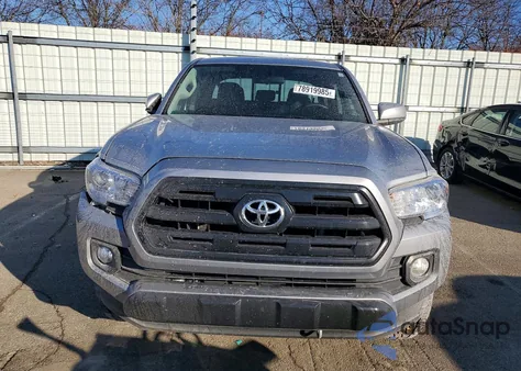 2017 Toyota Tacoma Sr z USA, uszkodzony, nr VIN 5TFAX5GN6HX093530